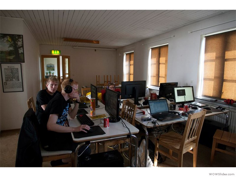 LAN 1